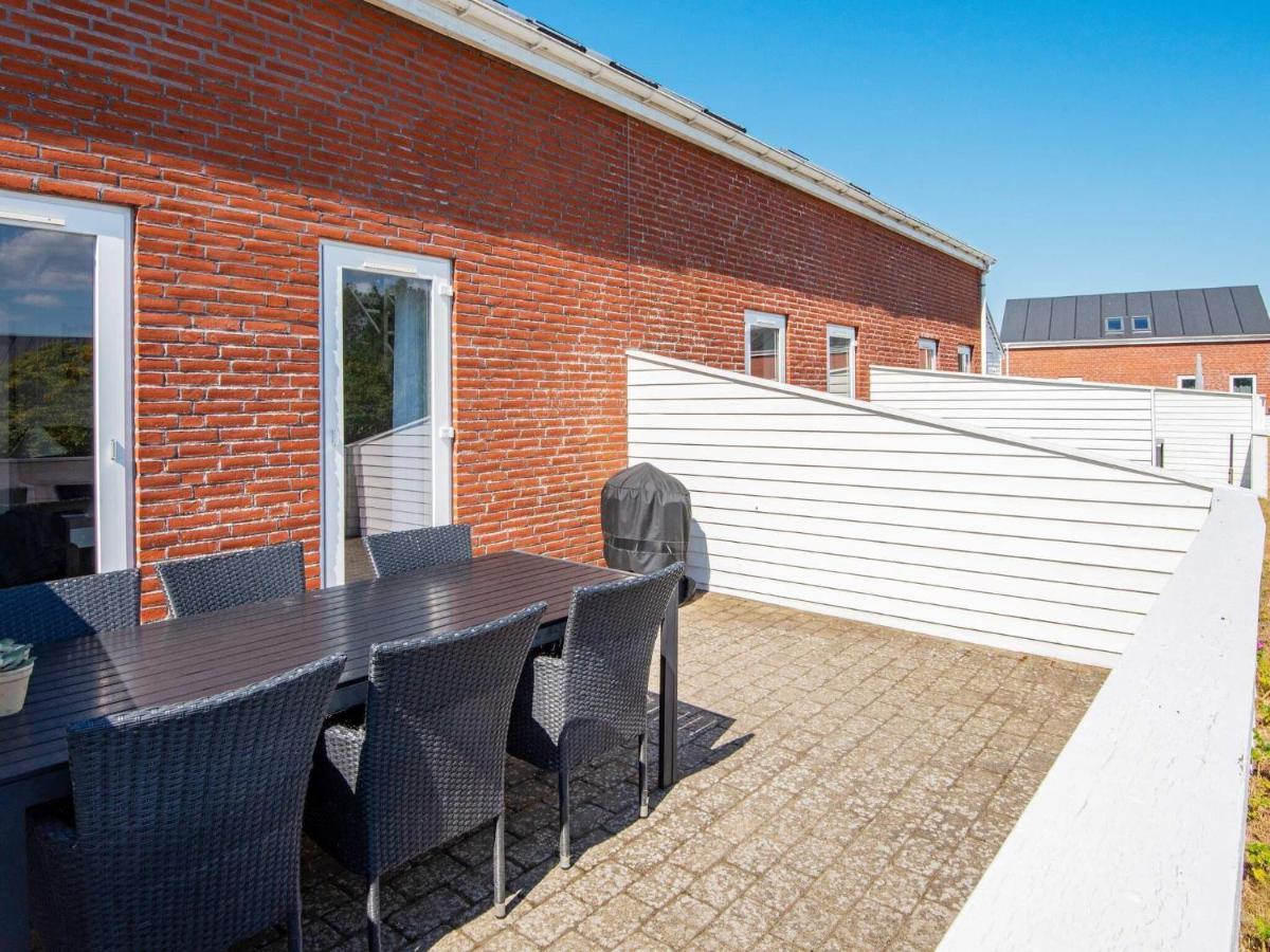 6 Person Holiday Home In R M Sønderby Exteriör bild